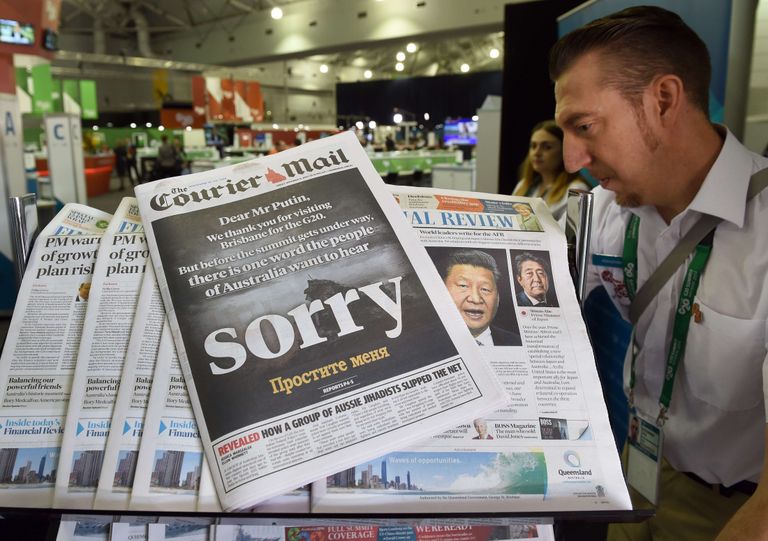 Ühe ajalehe esiküljel tänati Putinit Austraalia väisamise eest, kuid ühtlasi meenutati, et austraallased soovivad talt kuulda ka vabandust.
 