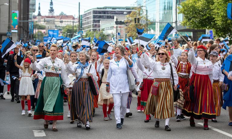 Igaunijas Dziesmu svētku gājiens Tallinnā, 2019. gada 6. jūlijā