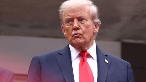 Tramps NATO valstīm izvirza ultimātu attiecībā uz sankcijām pret Krieviju