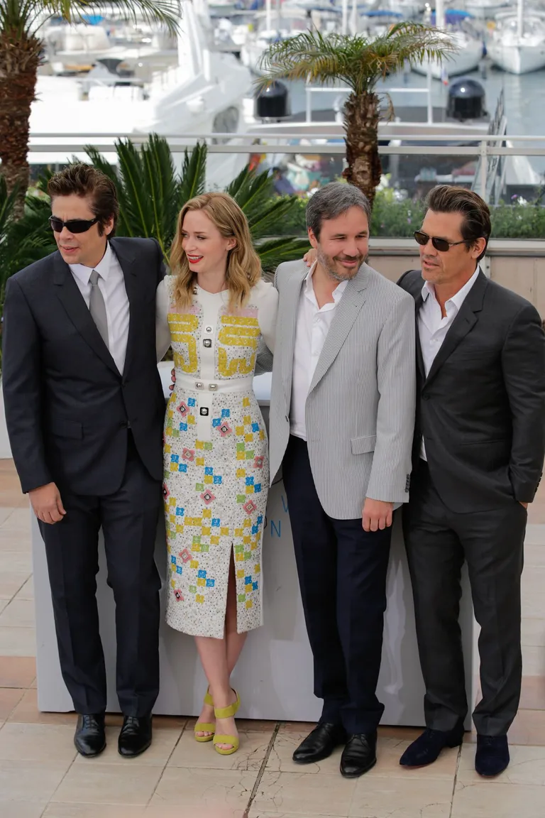SICARIO (USA / Kanada). Näitlejad Benicio Del Toro ja Emili Blunt; režissöör Denis Villeneuve. Näitleja Josh Broling.