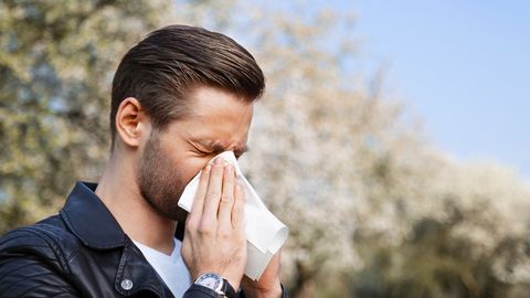Uuring: iga kümnes allergik võitleb õietolmuga mütsi ja päikeseprillidega