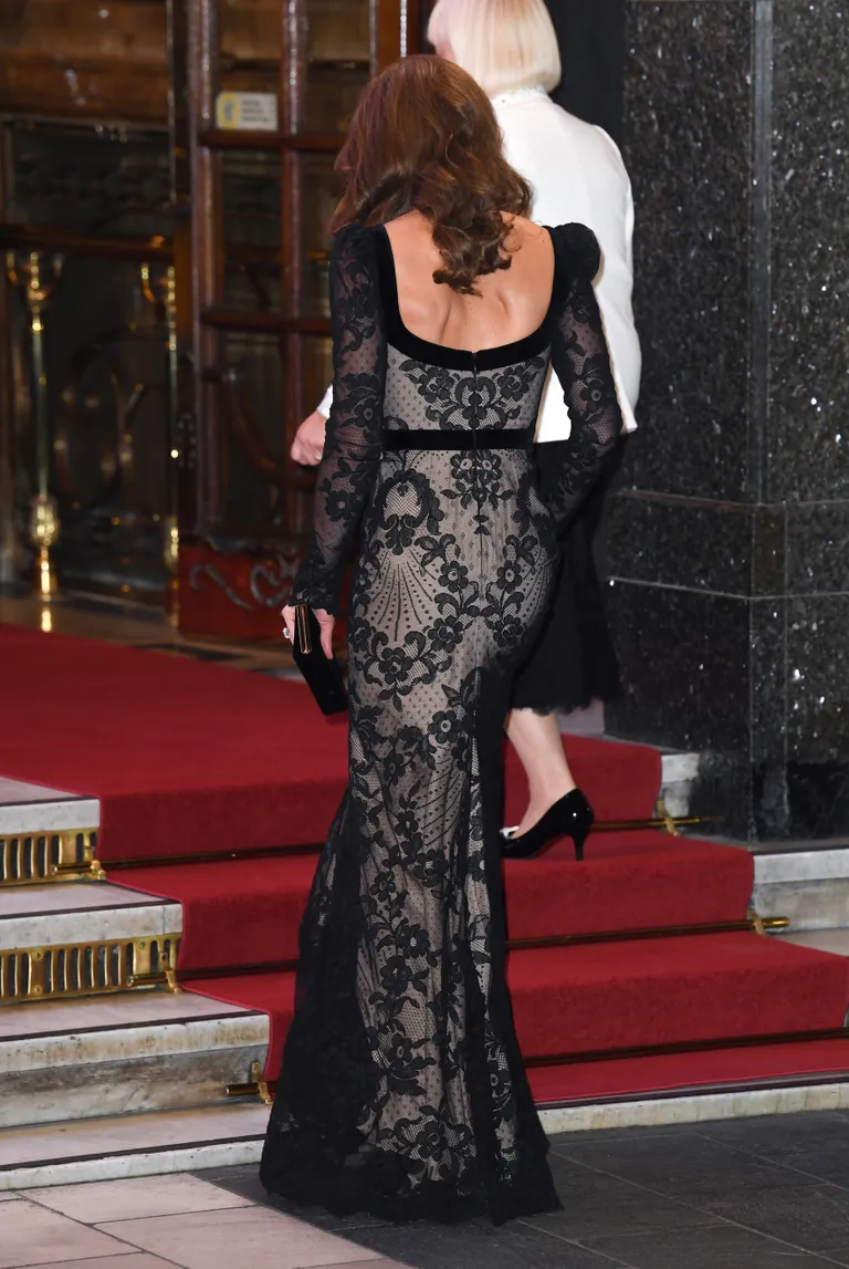 Cambridge'i hertsoginna Catherine Londoni Palladiumis.