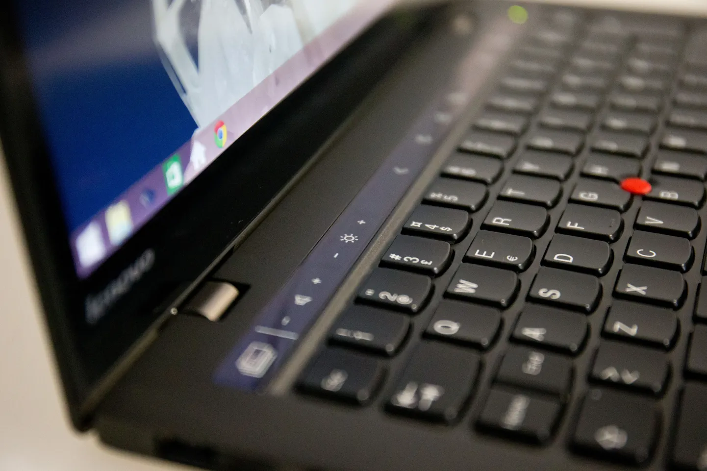 Lenovo ThinkPad X1 Carbon