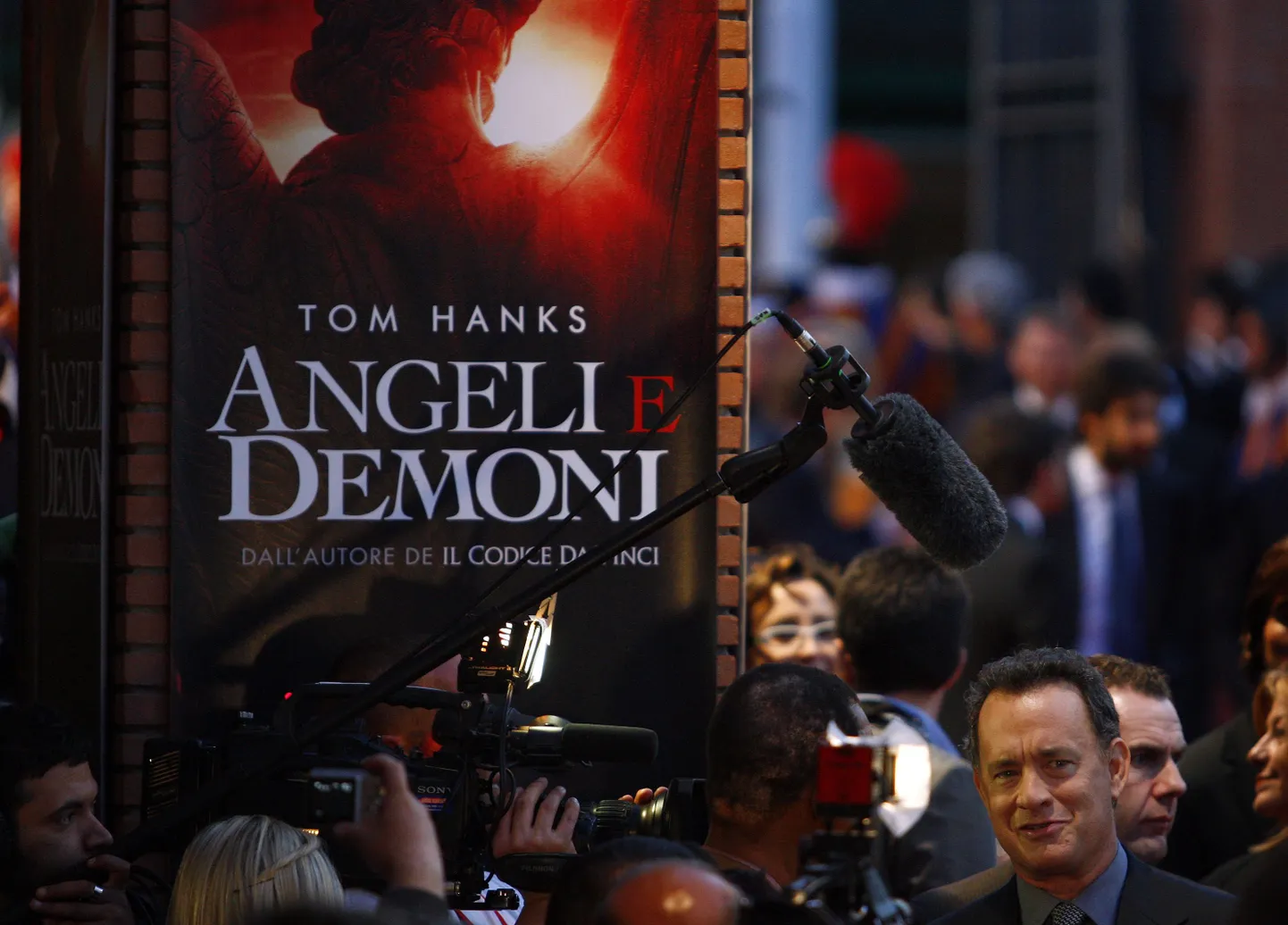 Tom Hanks intervjuud andmas