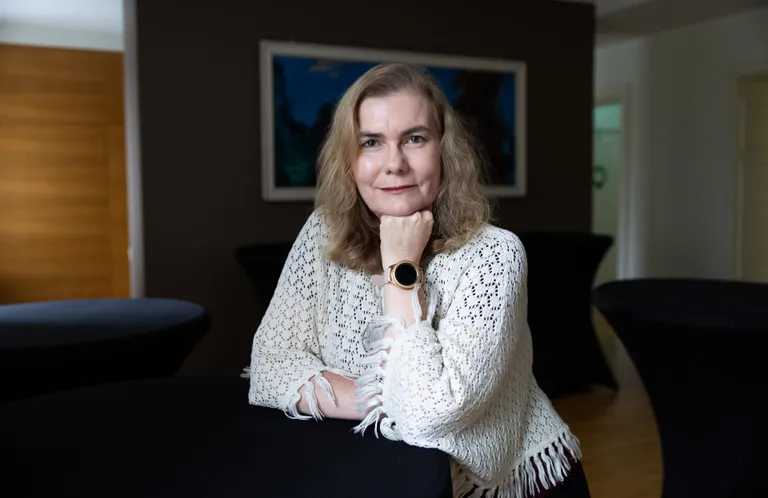 Ametiühingute keskliidu juht Kaia Vask oli 1999. aastal esimene naispeasekretär meremeeste ametiühingus. Tol hetkel oli ta ühingu ainus naine, praegu peaks seal paar naist ametis olema.