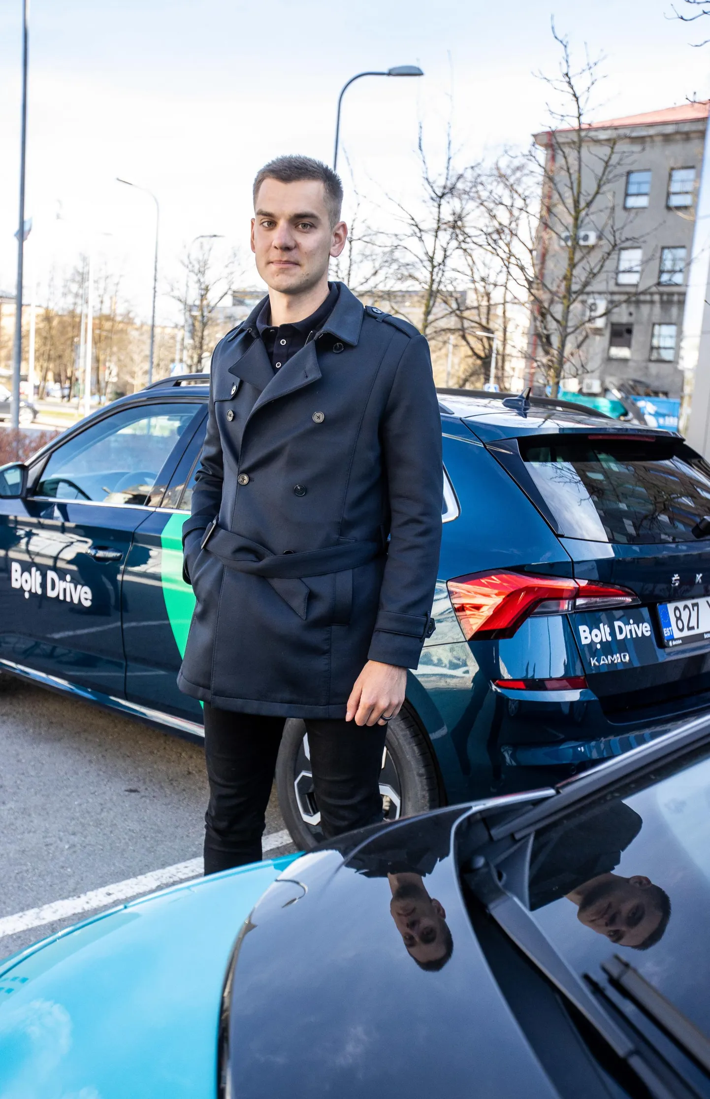 Markus Villig Bolti auto taustal.
