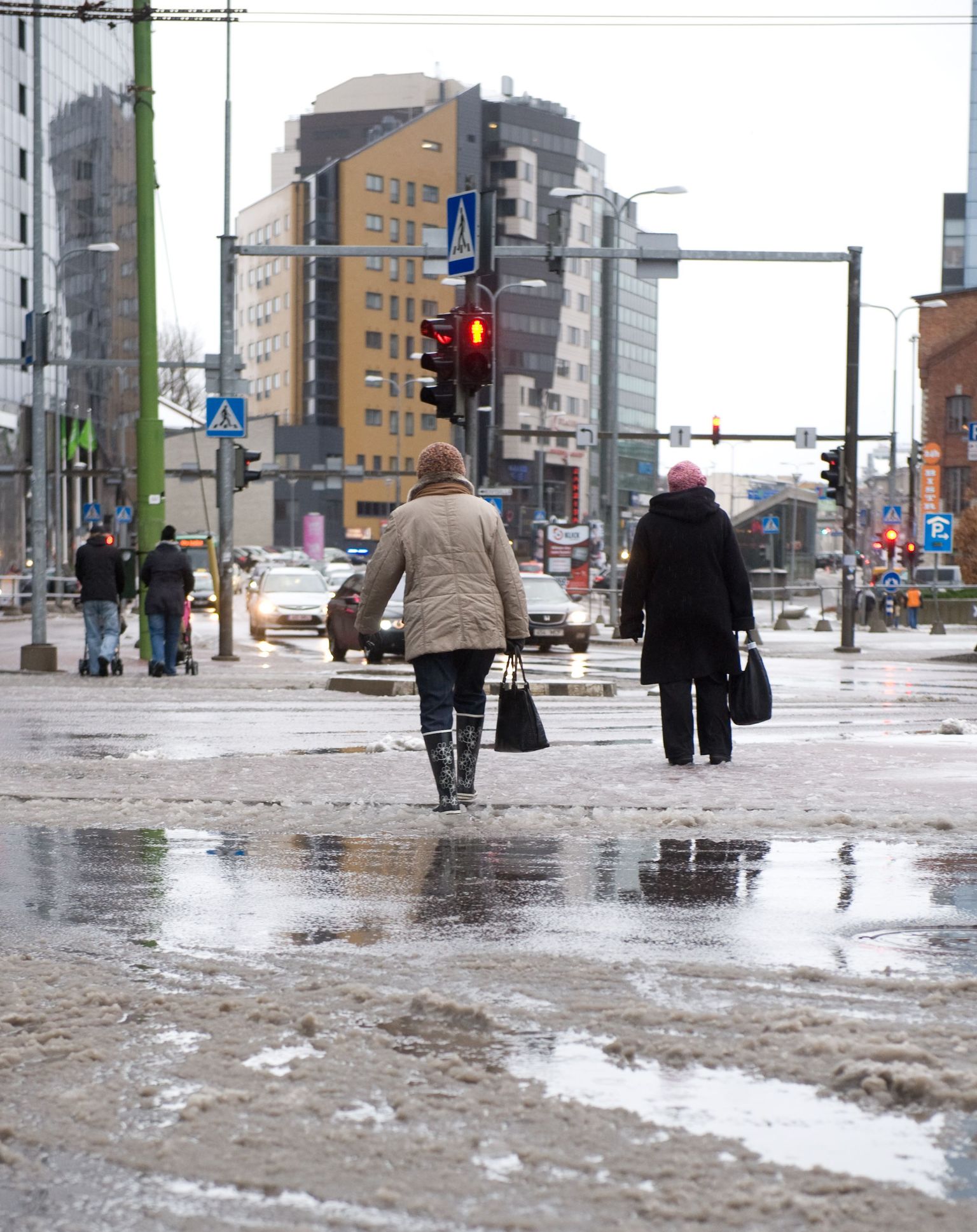 Lörtsi, vihma ja lume segu Tallinna kesklinnas.