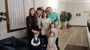 Лица приемных детей скрыты по просьбе мамы