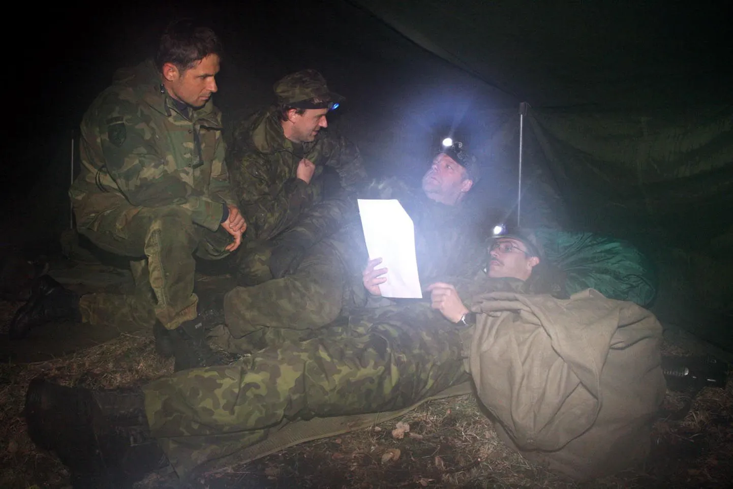 Indrek Reismann (vasakult), Mati Tatrik, Aare Kabel, Margus Laanep on «Eel-Ernal» võidukad ja lähevad augustis taas «Erna retkele».