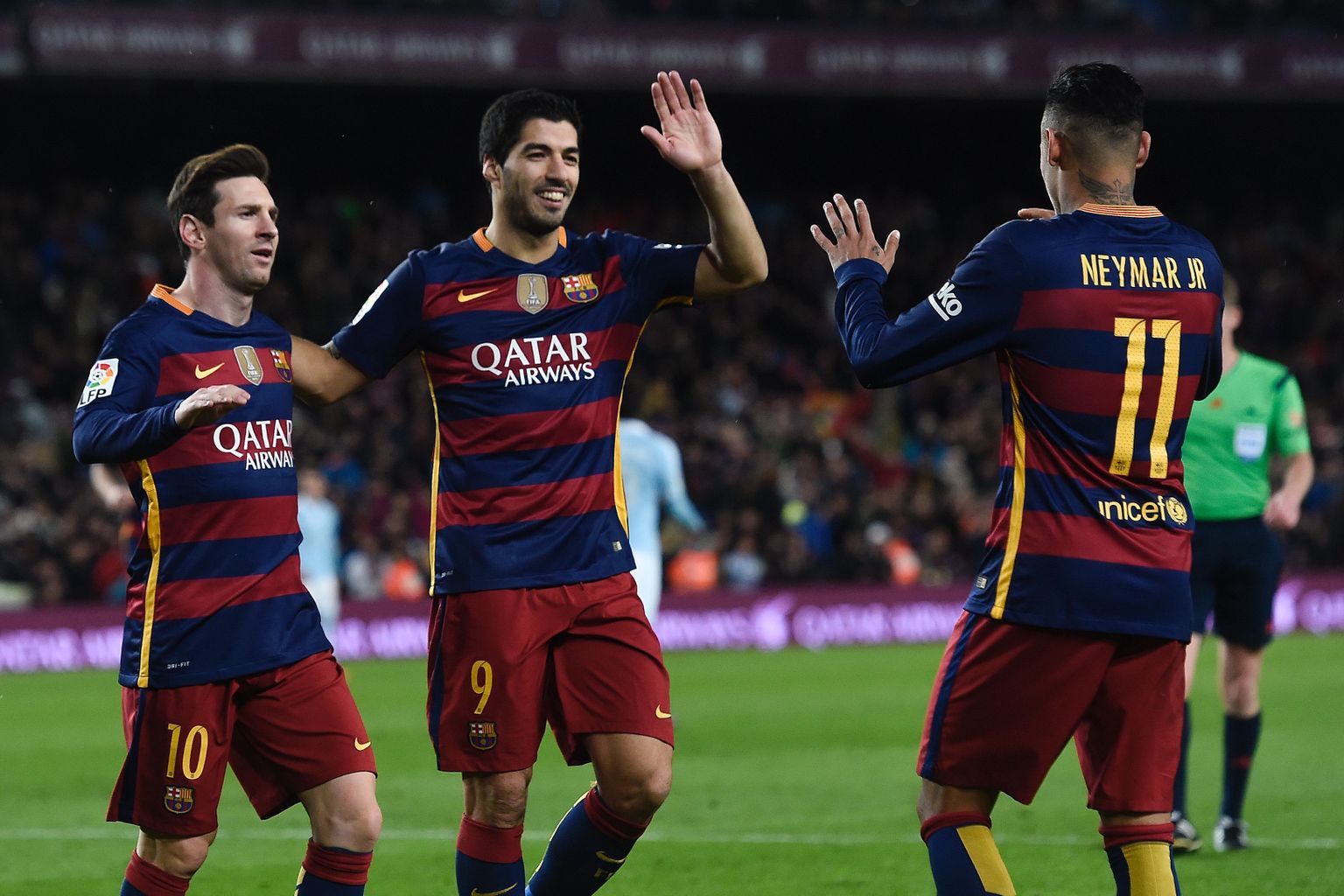 FC Barcelona üritab ründestaaride Lionel Messi (vasakult), Luis Suareze ja Neymari eestvedamisel kaitsta enda Meistrite liiga tiitlit.
