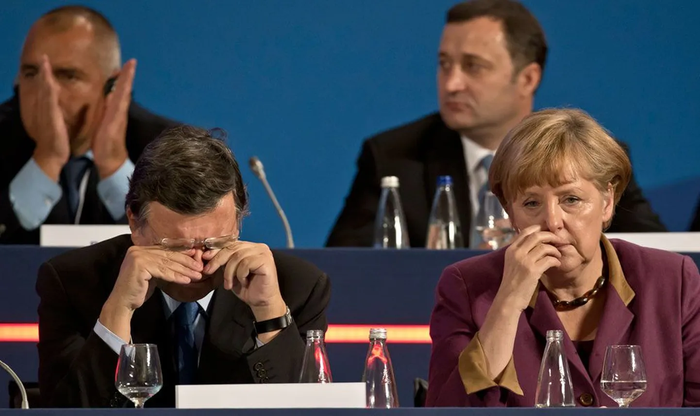 Seda, et niigi probleemidega maadlevaid eurokonservatiive on tabanud rida tagasilööke, võis välja lugeda ka Bukaresti kohtumisest osa võtnud Euroopa Komisjoni president José Manuel Barroso ja Saksa liidukantsler Angela Merkeli pilgust.