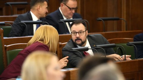 Zināms, cik pērn Saeimas deputāta amatā saņēmis Briškens