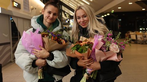 GALERII ⟩ MMil vingelt esinenud Eesti sprinterid jõudsid kodumaale