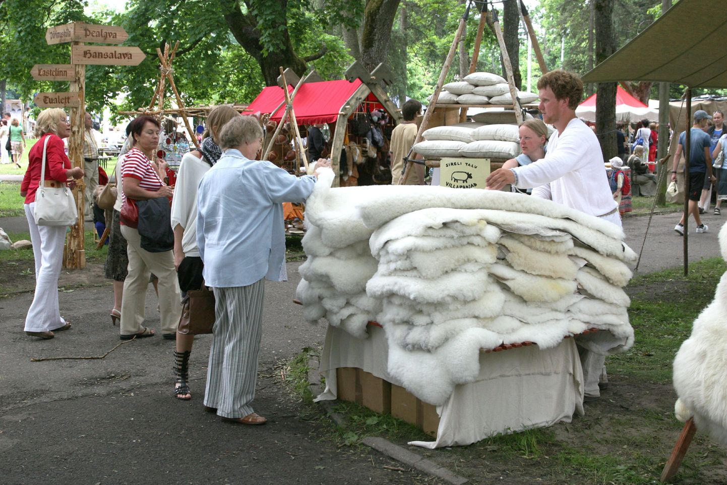 Kohalikke hansapäevi on Pärnus korraldatud 2006. aastast.