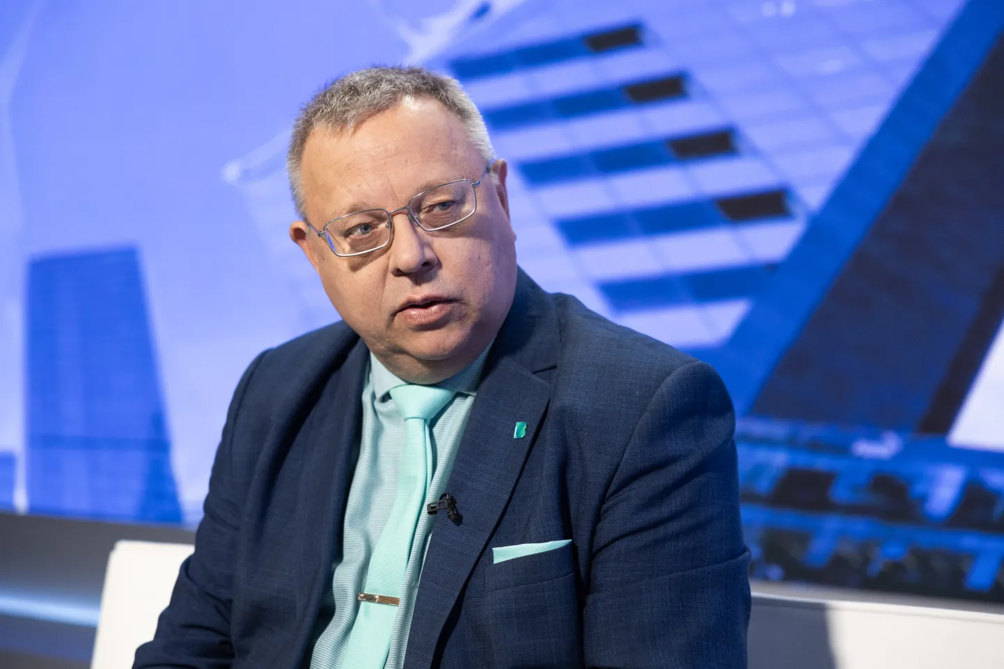 Рауль Эаметс.