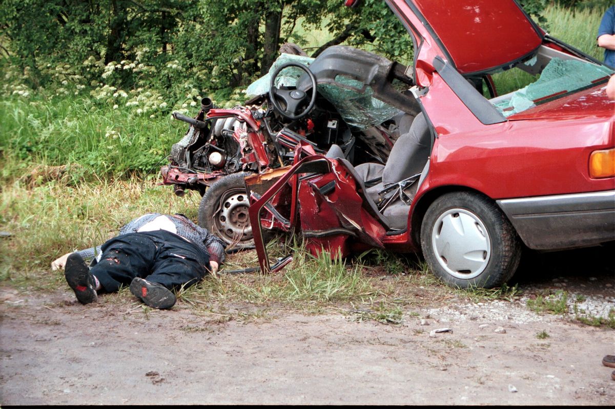 В аварии с участием Майта Метсамаа на Раннамыйза-теэ погибли двое, 03.07.1999