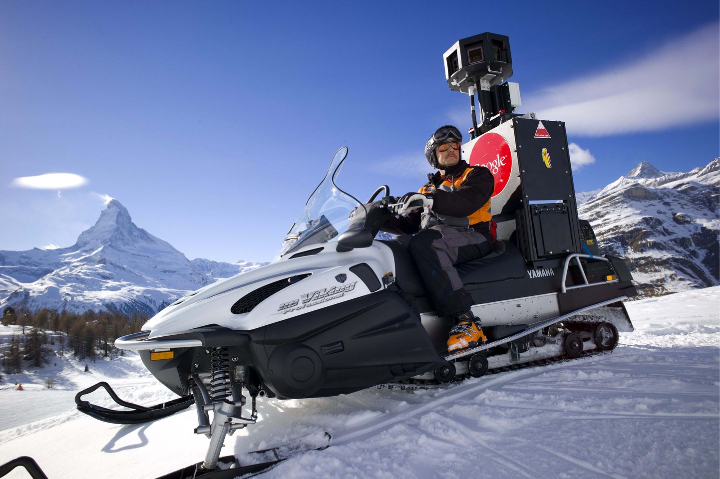 Google Street View mootorsaan Šveitsis Zermattis.