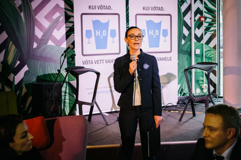 kampaania «Kui võtad, võta vett vahele!» tutvustusest Butterfly Lounge'is
