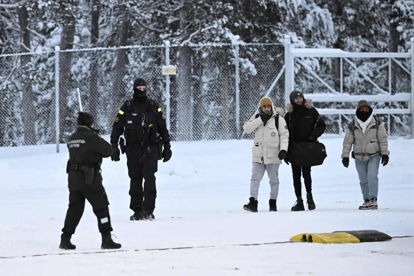 Migrandid saabumas Venemaalt Soome idapiiri põhjaosas asuvasse Raja-Jooseppi piiripunkti.