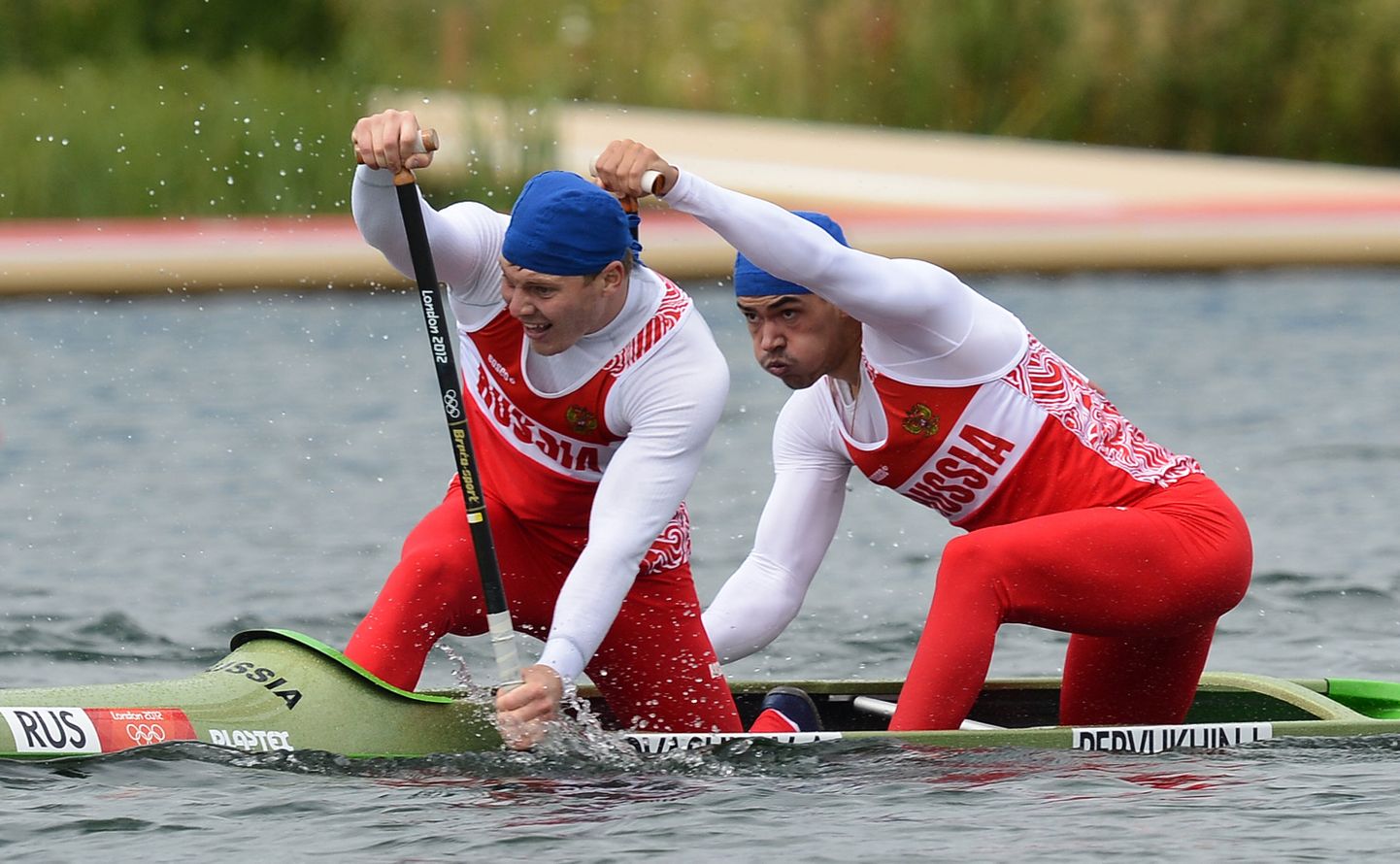 Londoni olümpiamängudel sai Aleksei Korovaškov (vasakul) koos Ilja Pervuhhiniga kahekanuul 1000 meetri distantsil pronskmedali.