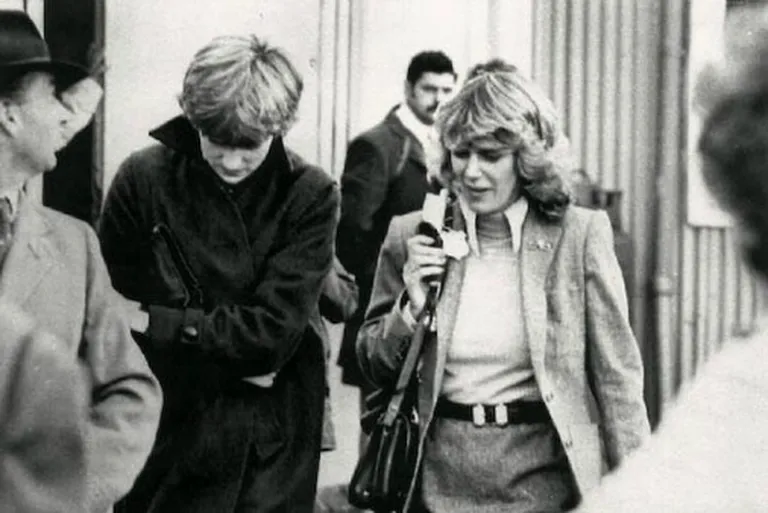 Камилла (справа) и Диана, 1980 г.