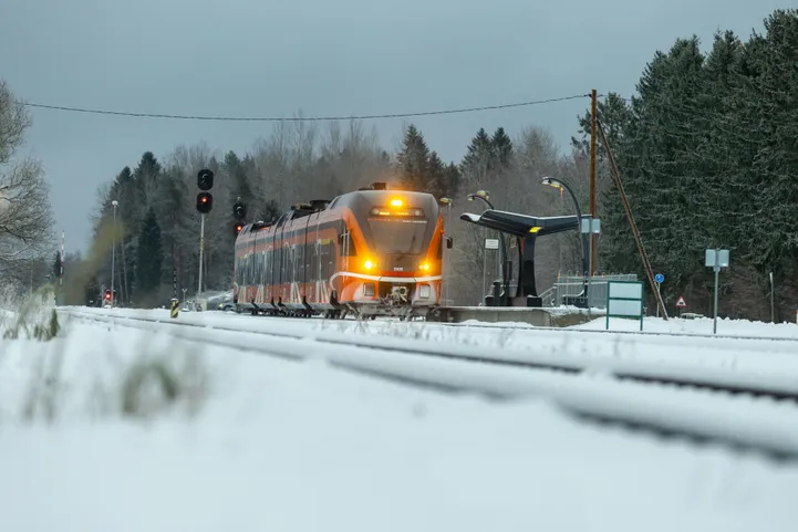 Narva ja Rakvere suunal on rongireisijate hulk pisut vähenenud