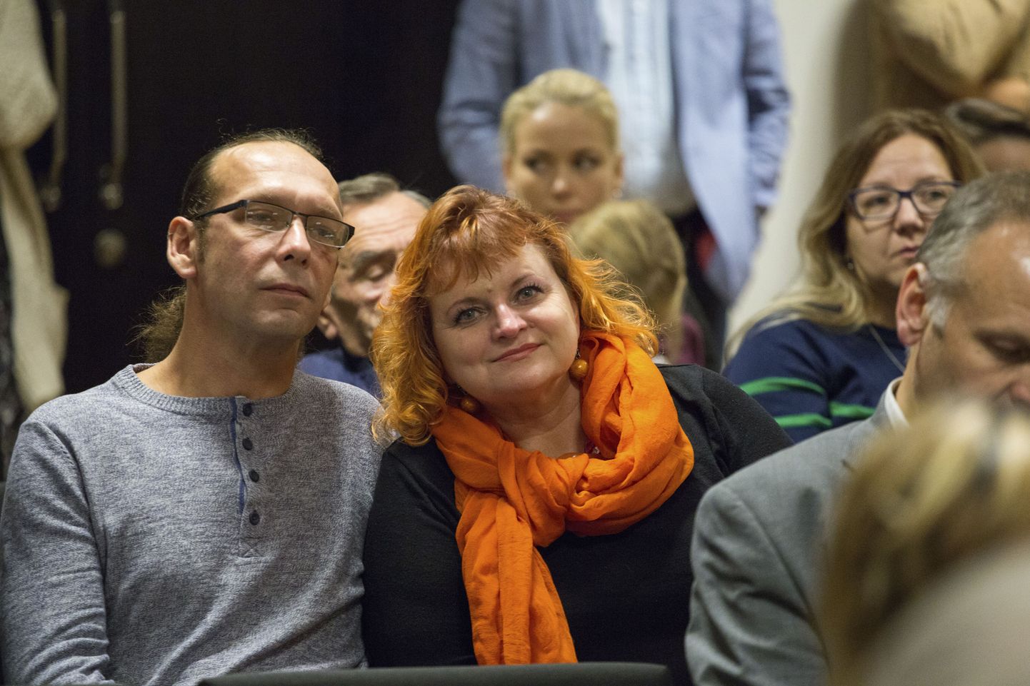 Janika Kivistik oma tulevase abikaasa Marekiga Gedviliga Viljandi linnapeaks kandideerijate debatil. Janika Gedvil leidis, et nüüd, pärast valimisi on aega ka uus nimi tuntuks teha.