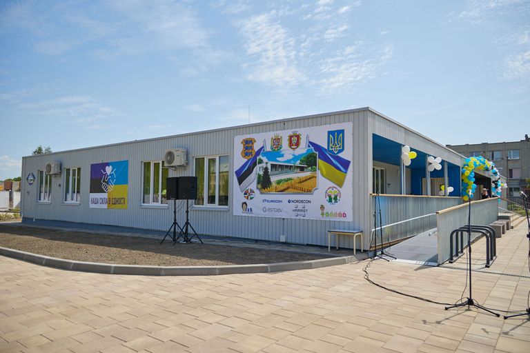 Модульный детский садик в Овруче, который Эстония подарила Украине.