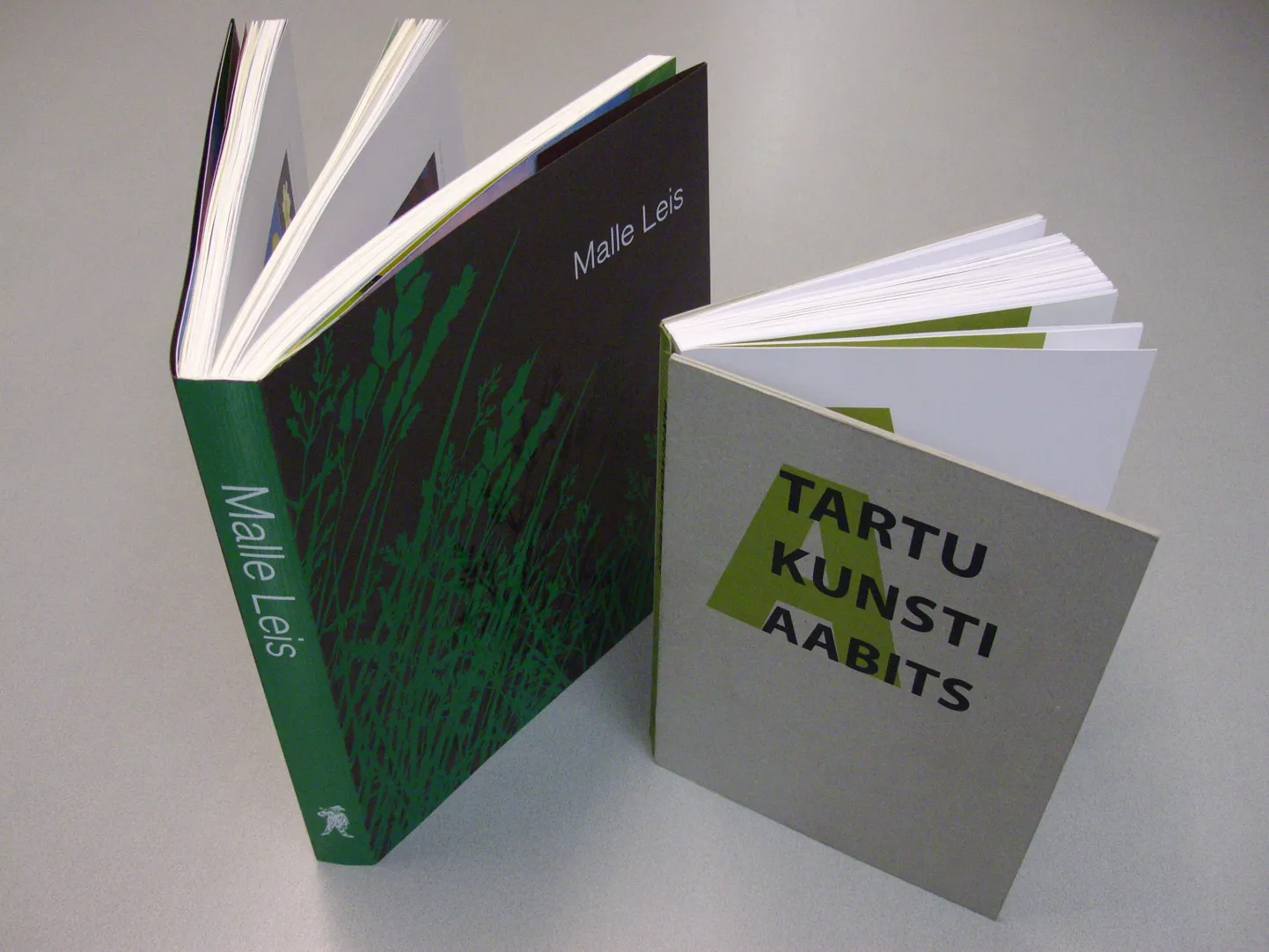 «Tartu kunsti aabits» ja «Malle Leis».