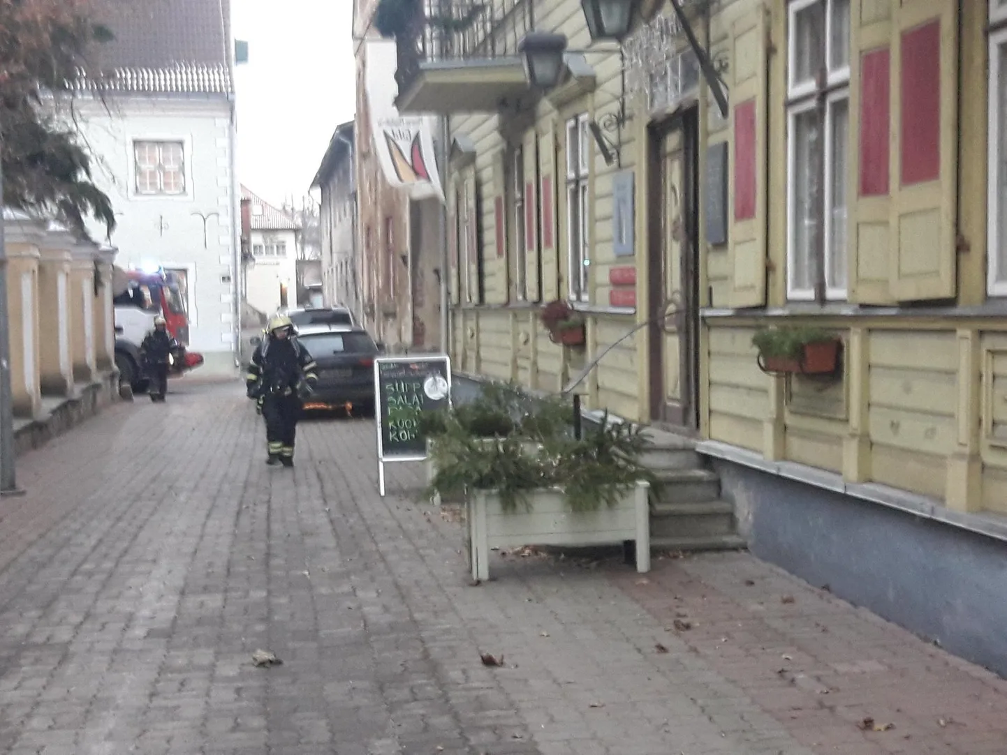 Maarja-Magdaleena gildis süttis elektrikapp.