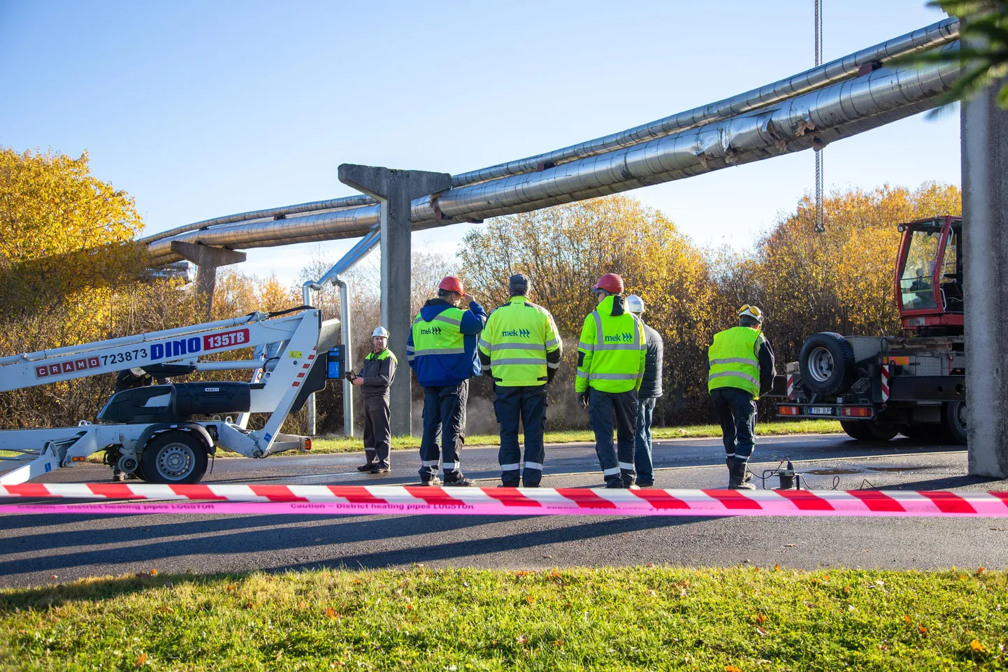 Veoauto sõitis Paides mullu sügisel vastu soojatoru ja sellega kaasnes suur kahju.