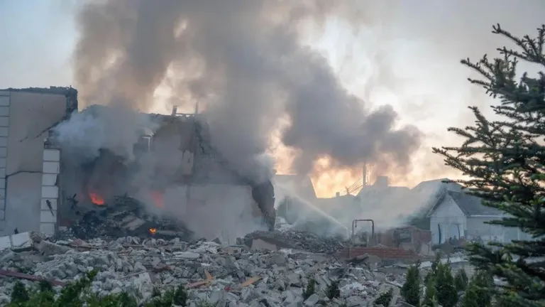 В результате последних российских ударов по Харькову пострадали многочисленные жилые кварталы