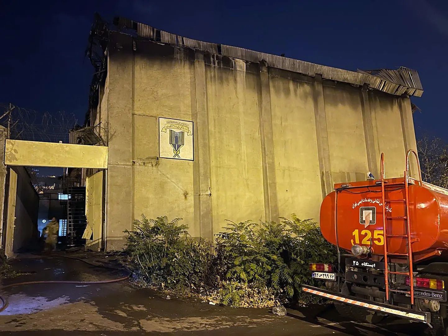 Tulekahjus kannatada saanud Evini vangla Teheranis.