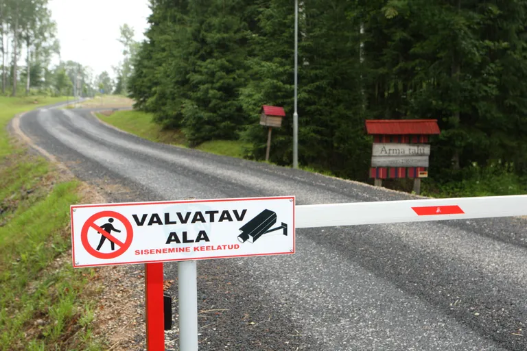 Ärma talu uus tõkkepuu.