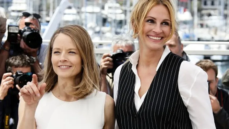 Džodija Fostere (Jodie Foster) un Dzūlija Robertsa (Julia Roberts) Kannās