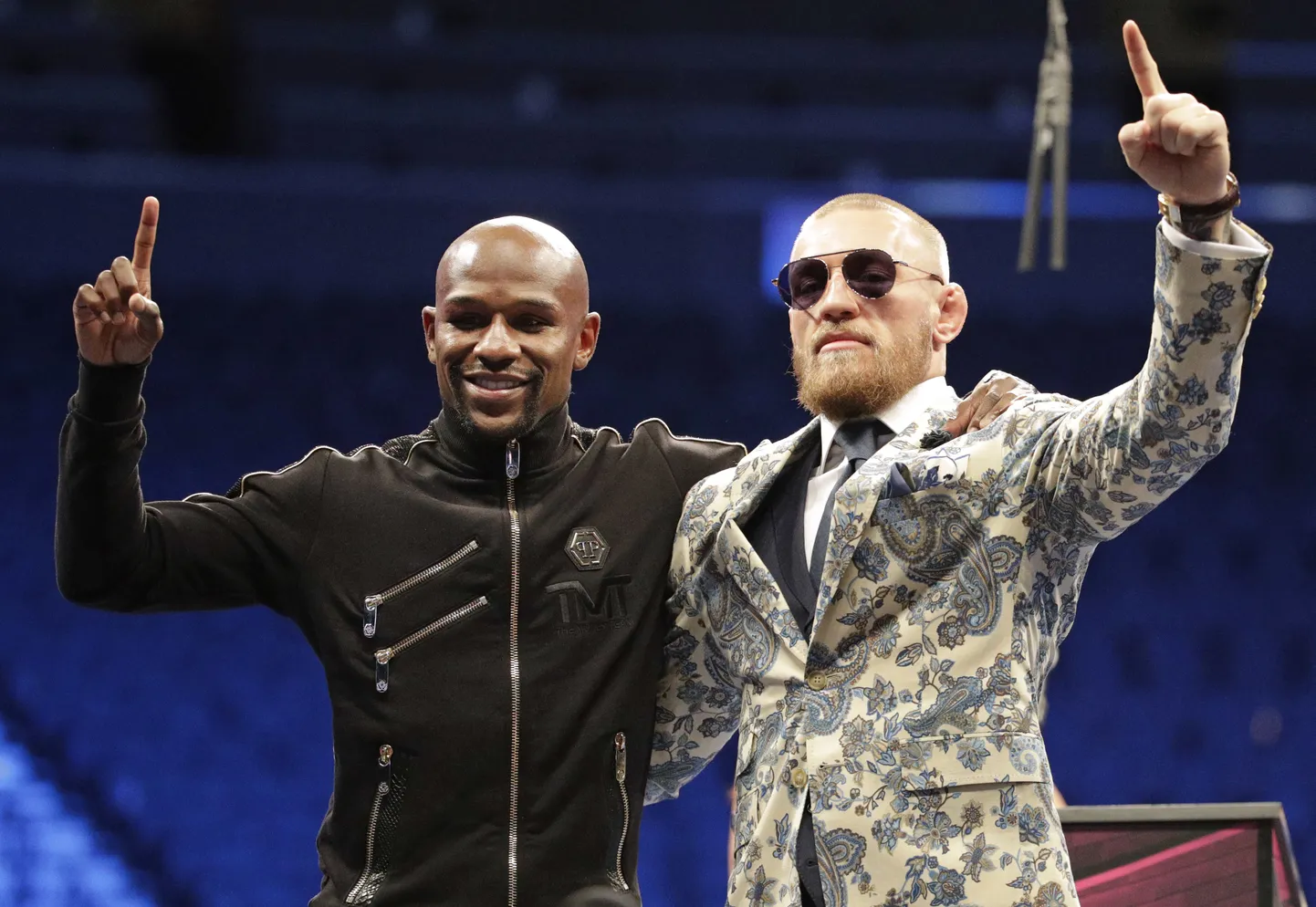 Floyd Mayweather ja Conor McGregor