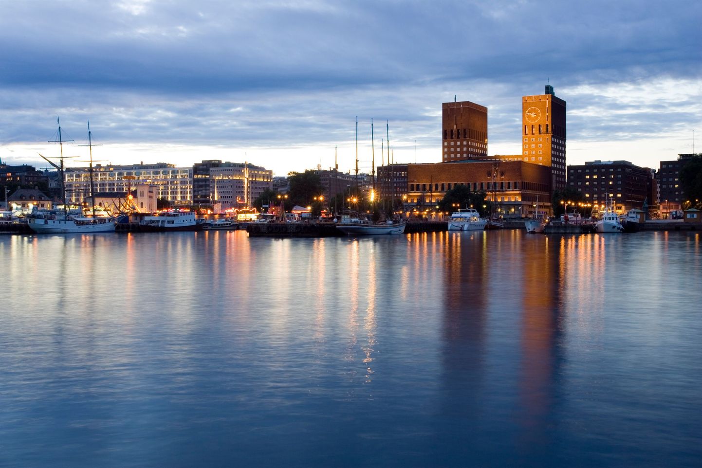 Ka Norras tuleb hotellidel hindu langetada. Pildil vaade Oslole.