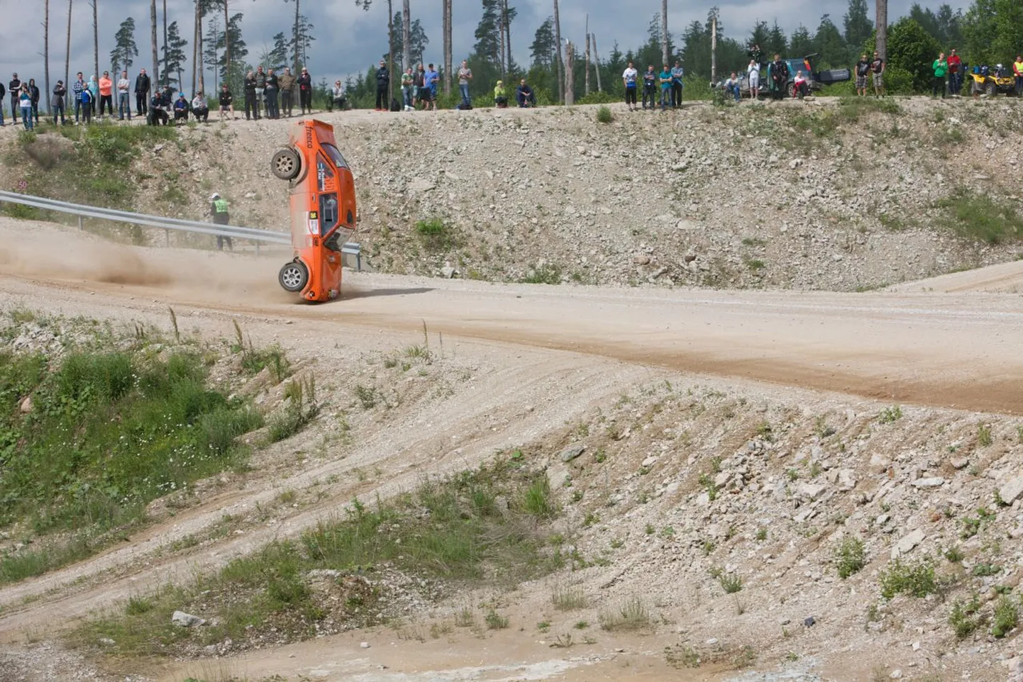 Harri Rodendau ja Tom Rist Viru rallil.