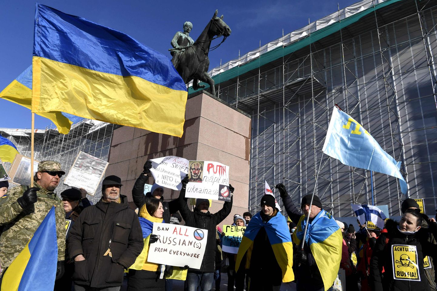 Demonstrācija Ukrainas atbalstam Helsinkos