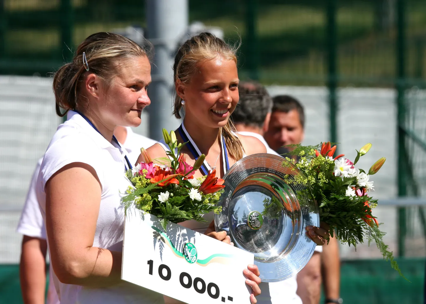 Ilona Poljakova (vasakul).