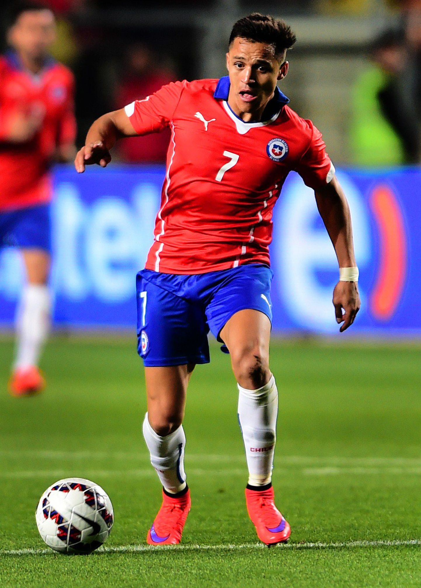 Copa Americat võõrustava Tšiili koondise suurimad lootused on asetatud Alexis sancheze õlgadele.