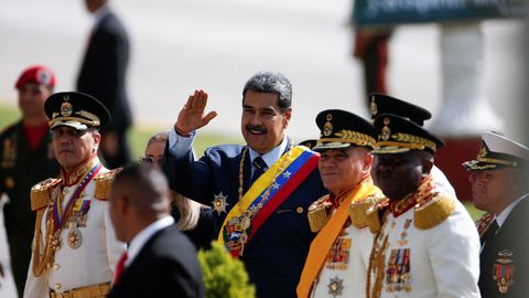 VALI MIND! ⟩ Venezuela president Maduro figureerib valimissedelil 13 korda