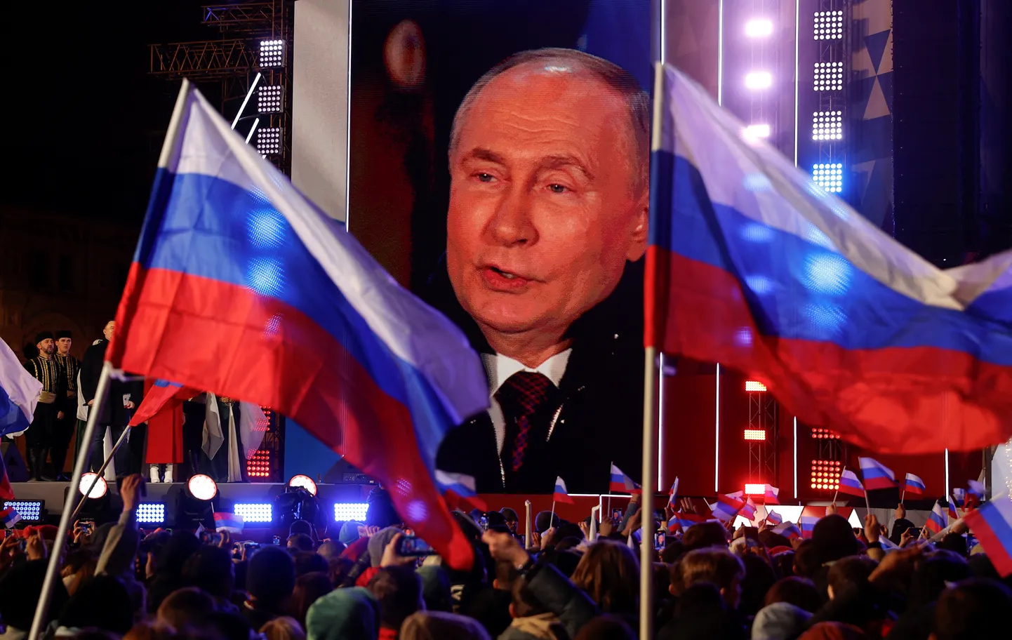 Путин игнорировал предупреждения о теракте. Вопрос - почему - остается открытым.