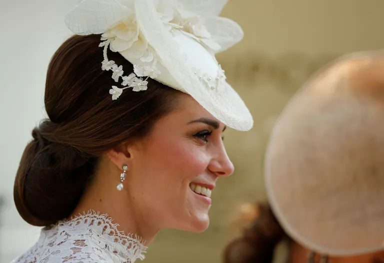 Briti leedide kübarad. Pildil Cambridge'i hertsoginna Catherine