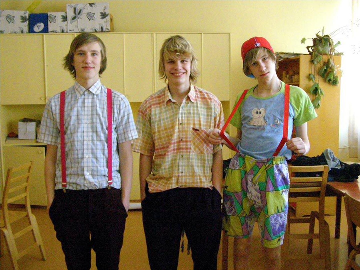 Lavastuses «Kolm nohikut» mängisid peategelasi (vasakult) Ergo Hanni, Steven Jents ja Marko Hanni.