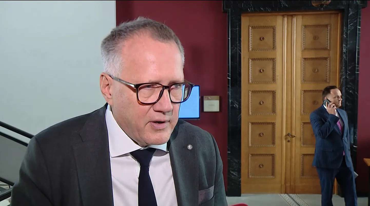 Finanšu ministrs Arvils Ašeradens