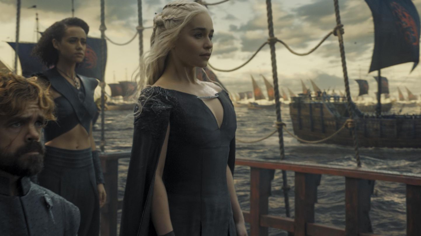 «Troonide mäng». Daenerys Targaryen (Emilia Clarke), lisanimega Tormissündinu külvab Raudtroonile pääsemise nimel ise vere- ja tuletorme.