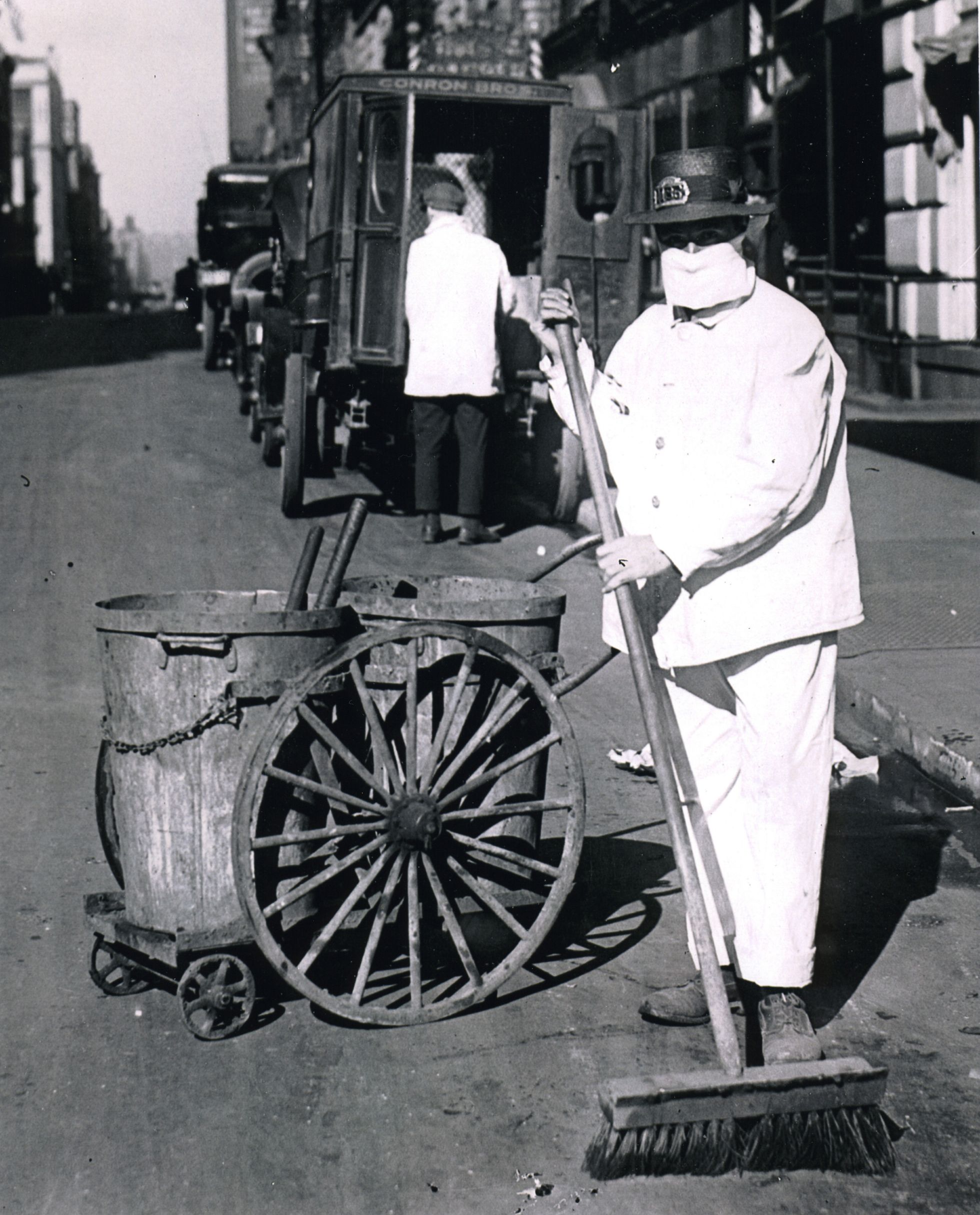 Чистка улиц в Нью-Йорке в 1918-м году.