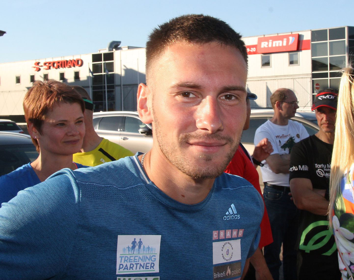 Победитель многих ида-вируских забегов Дмитрий Аристов после нескольких лет паузы показал крепкий результат и на нынешнем Таллиннском марафоне.