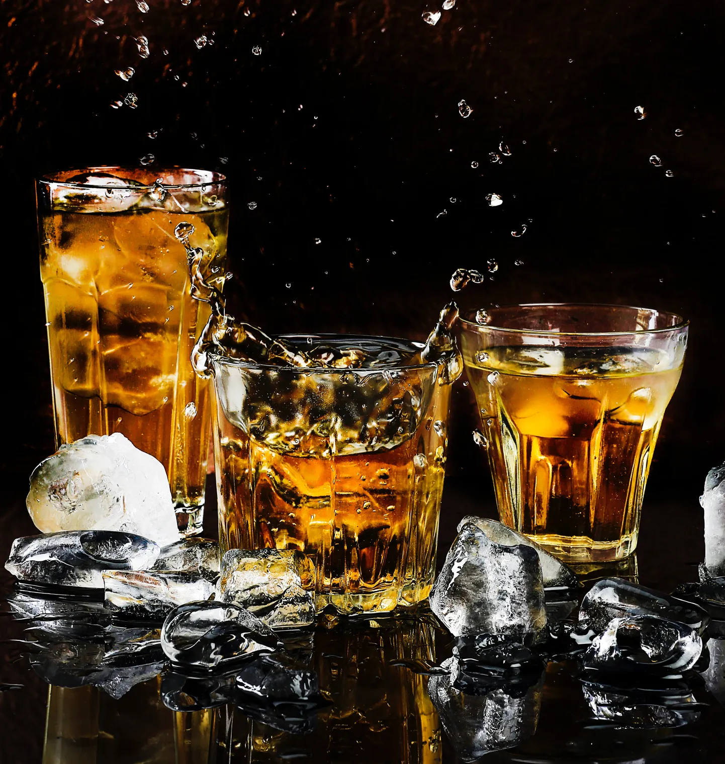 Alkohol. Pilt on illustreeriv